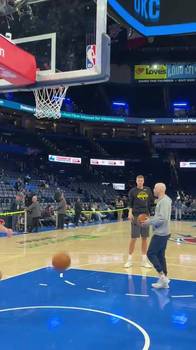 今天对阵雷霆将迎来复出!波津赛前热身罚球线投篮弹无虚发!